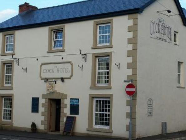The Cock Hotel Bronllys Dış mekan fotoğraf