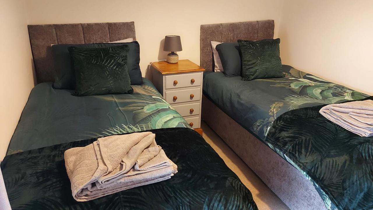 The Cock Hotel Bronllys Dış mekan fotoğraf